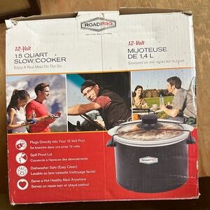 1.5 Quart 12 volt Black Slow Cooker